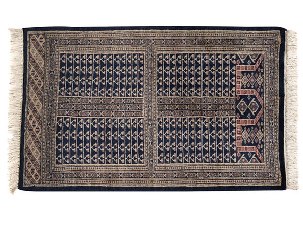 Classic Handmade Carpet Lahore 77x120 cm