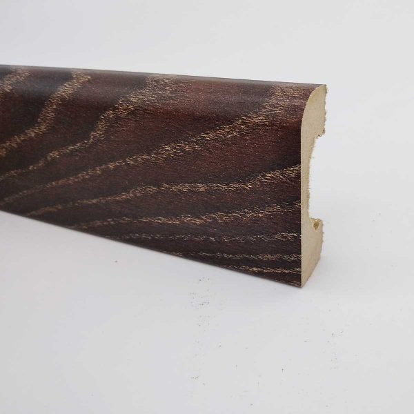 Laminate’s Skirting 520