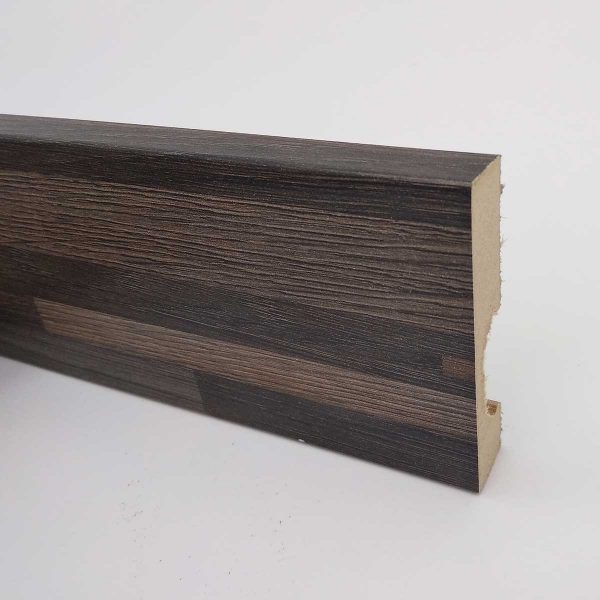 Laminate’s Skirting 587
