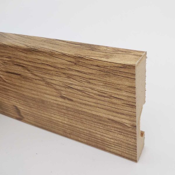 Laminate’s Skirting 731