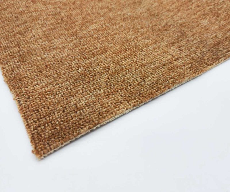 Wall to wall carpet Rapid 235
