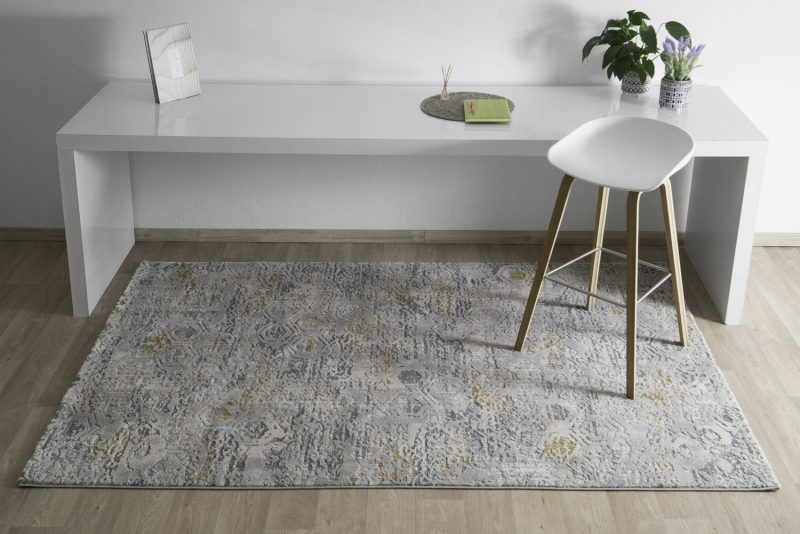Wall to wall woven carpet Authentic 8582-111