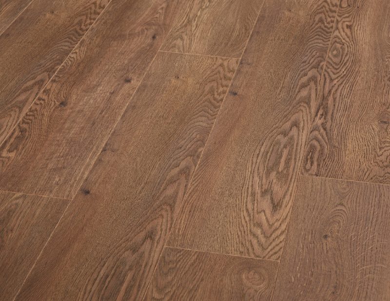 LAMINATE MAGNITUDE - 558 SMOKED OAK